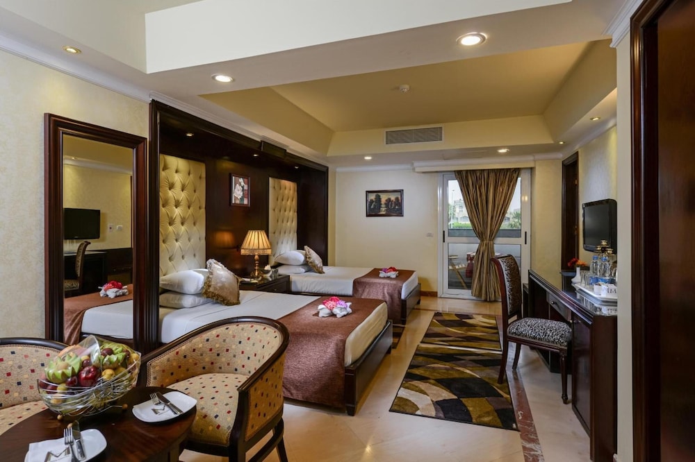 MIRITA HOTEL 12/36