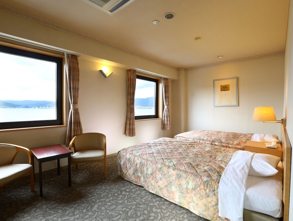 Rako Hananoi Hotel 8/50