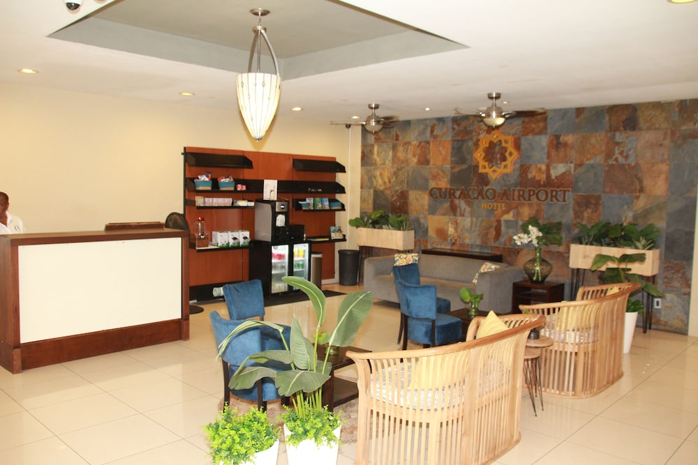 Curacao Airport Hotel 10/50