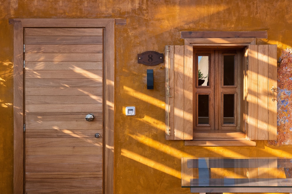 10GR Boutique Hotel & Wine Bar - Adults Only 35/64