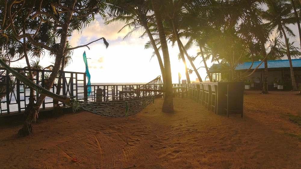 Dalawella Beach Resort 6/51