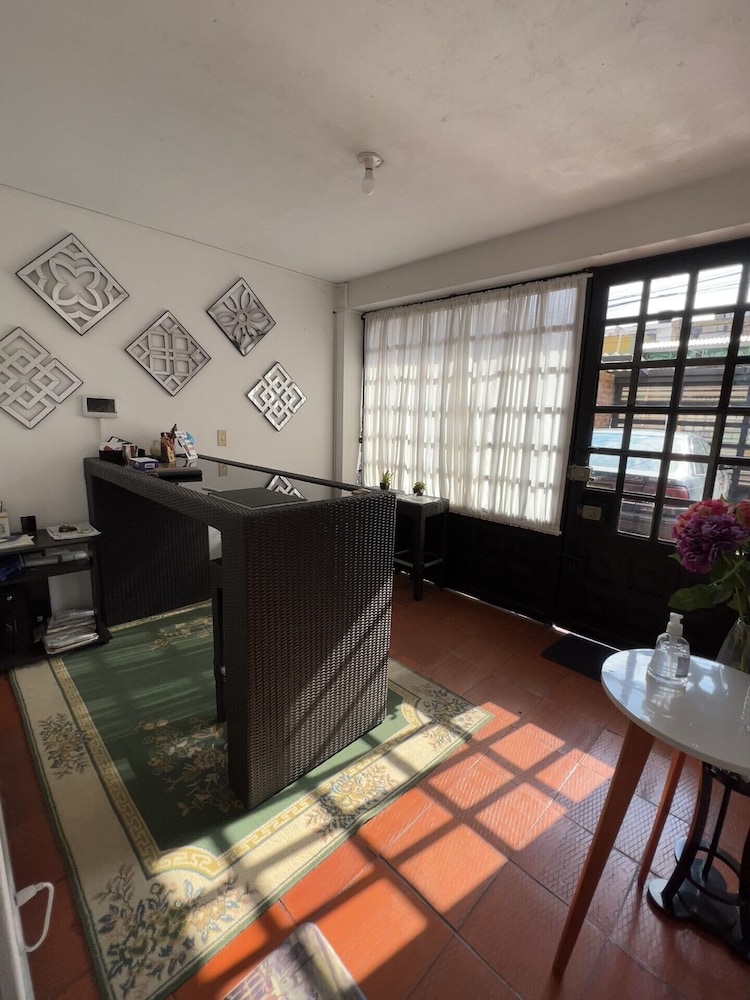 Hotel Oporto 83 6/50