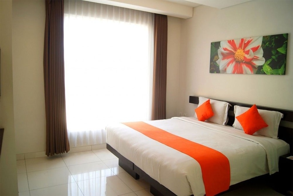 V Hotel Residence 5/15