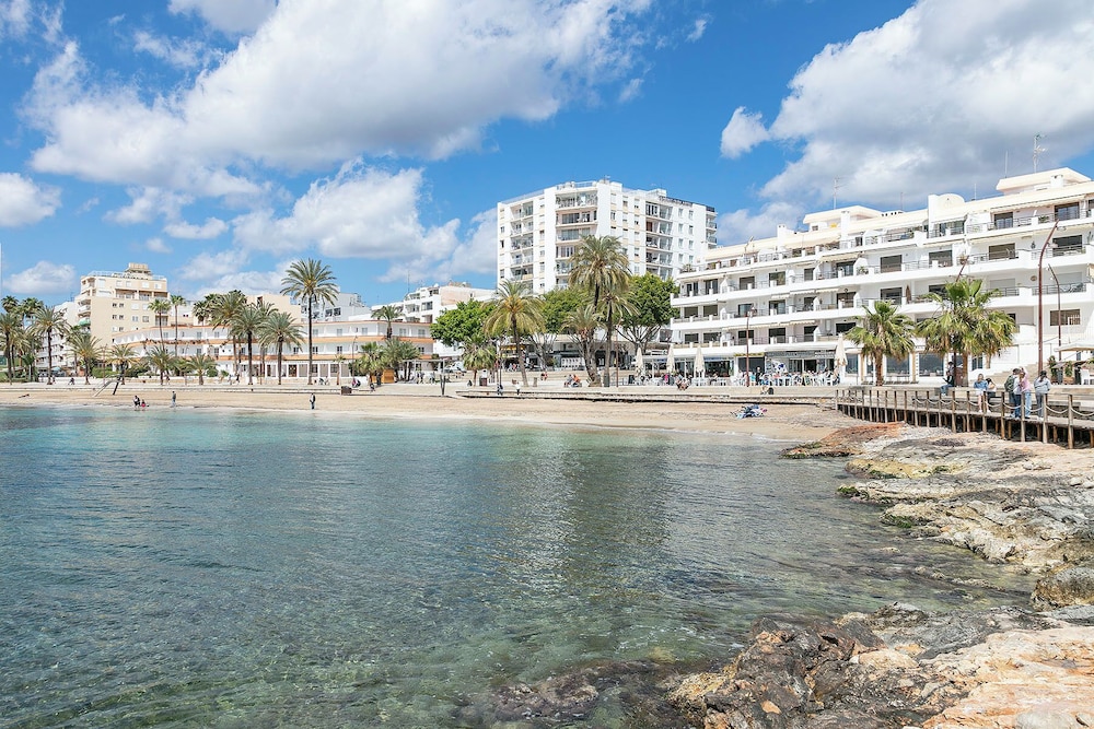Suncoast Ibiza Hotel - Adults Only 71/77