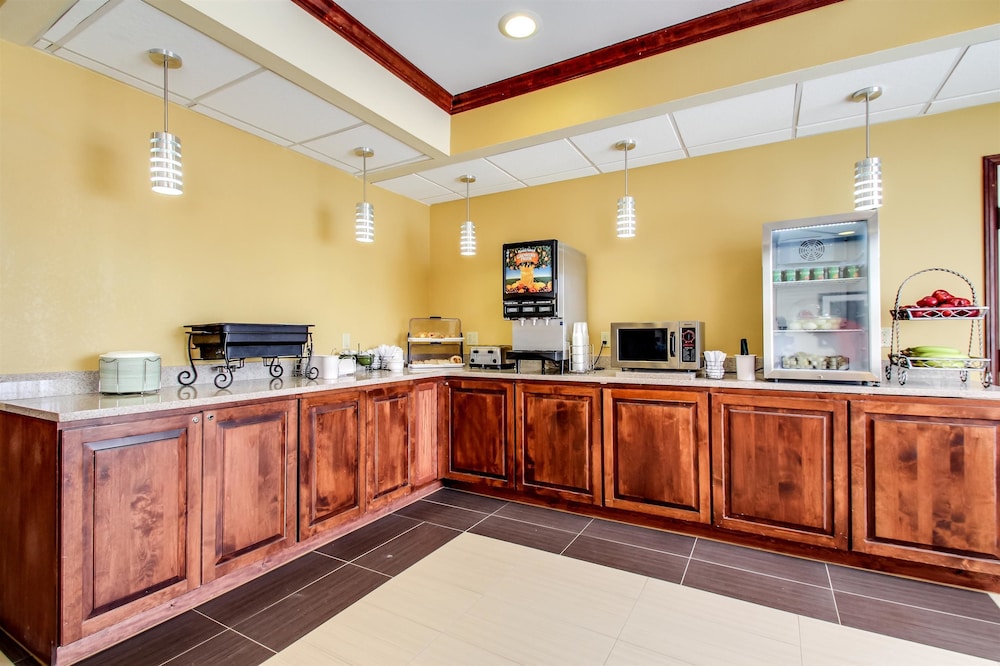 Best Western Geneseo Inn 7/32