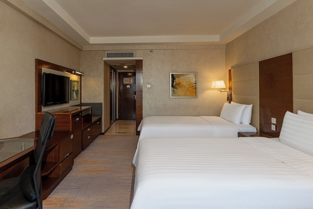 Shangri-La Shenzhen 14/50