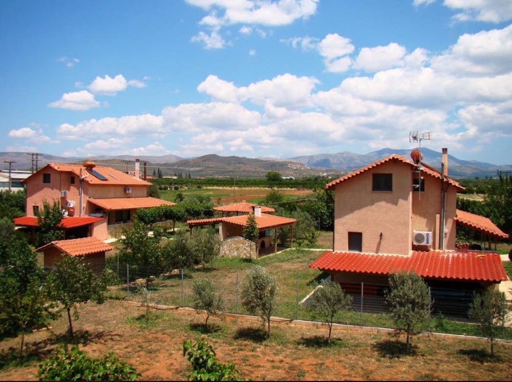Agrotospita Country Houses 44/50