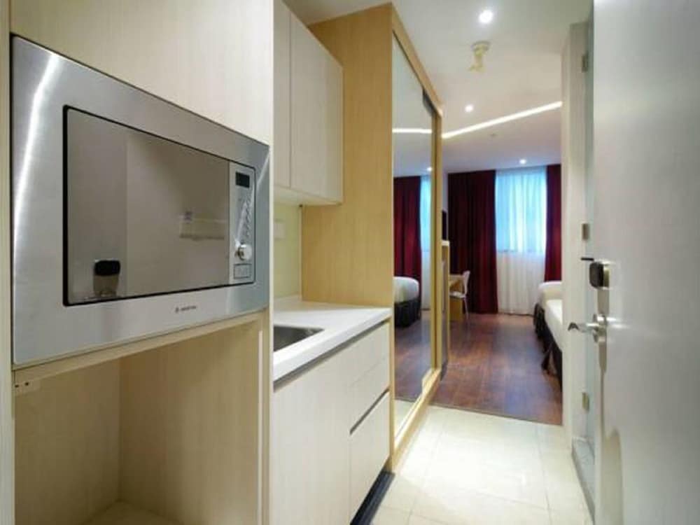 The Klagan Riverson Hotel & Residence 6/34