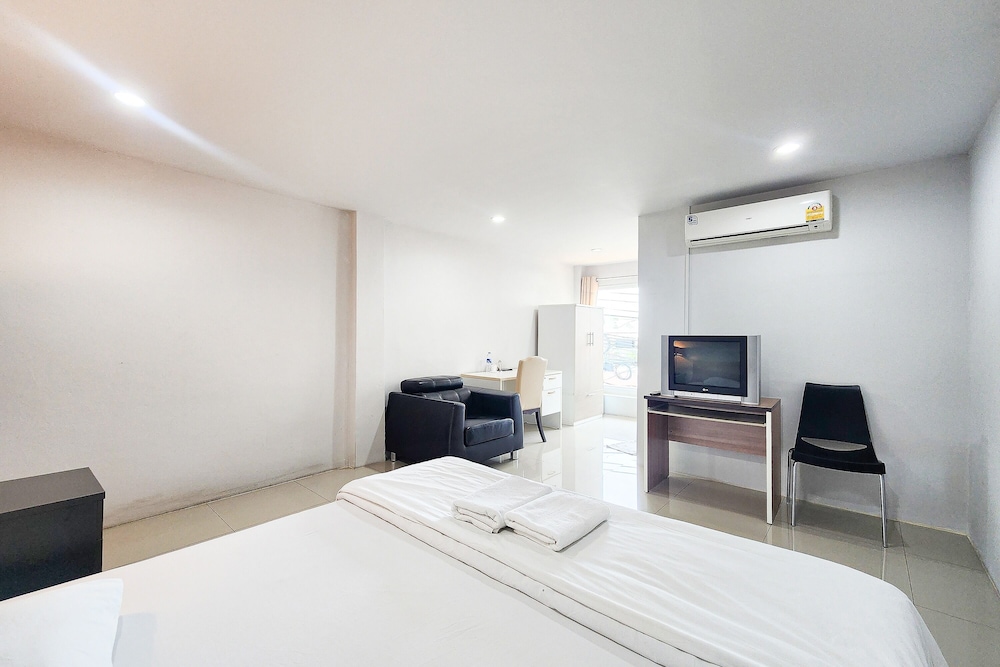 Freesia Guesthouse Suvarnabhumi 14/34