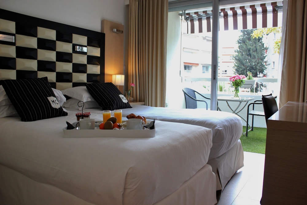 Hotel Victoria 17/64