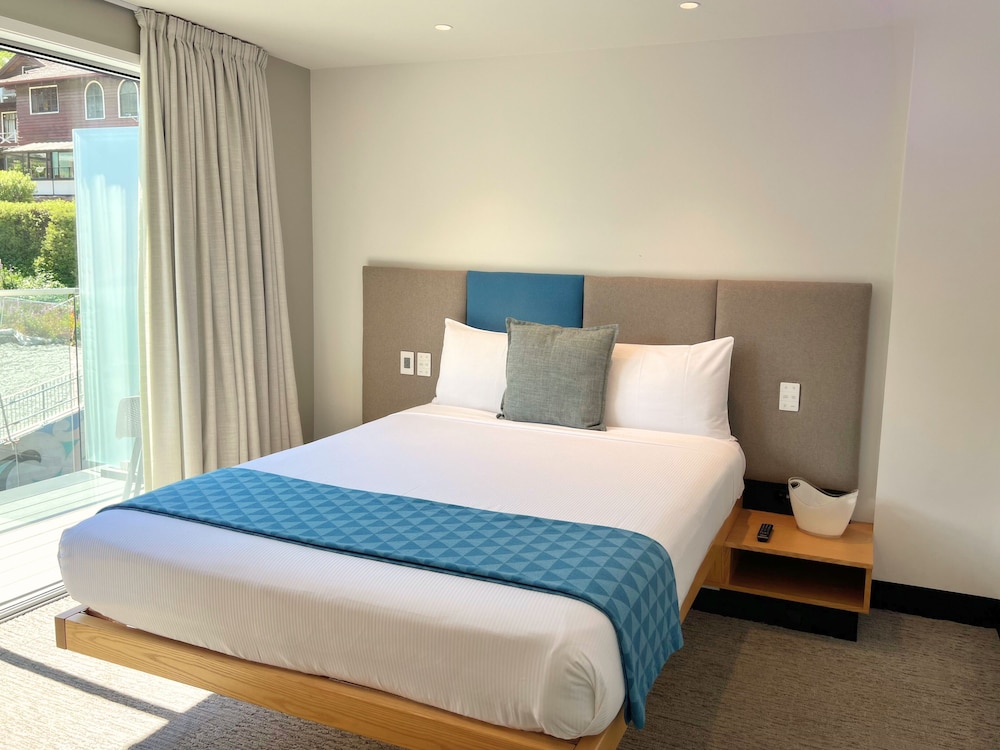 Mi-Pad Smart Hotel 12/50