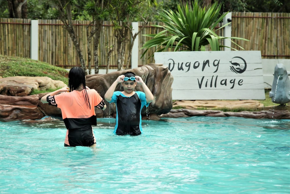Dugong Village 7/57