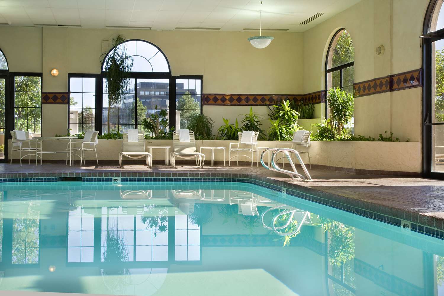swimming pool spa