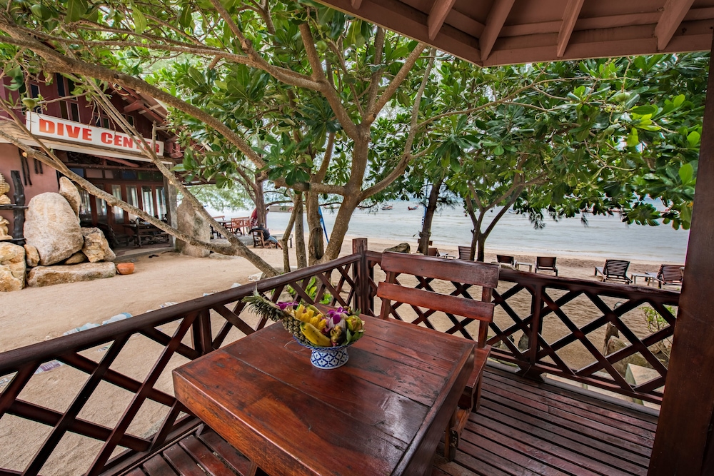 Koh Tao Coral Grand Resort 11/64
