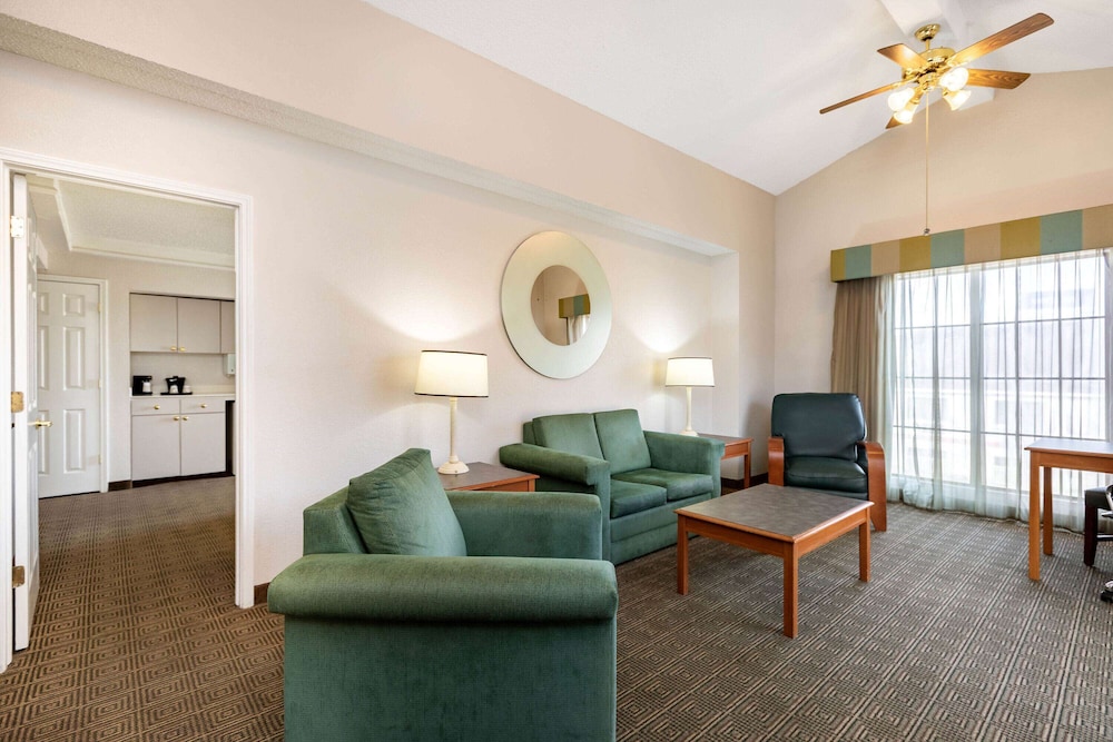 La Quinta Inn El Paso West 33/50