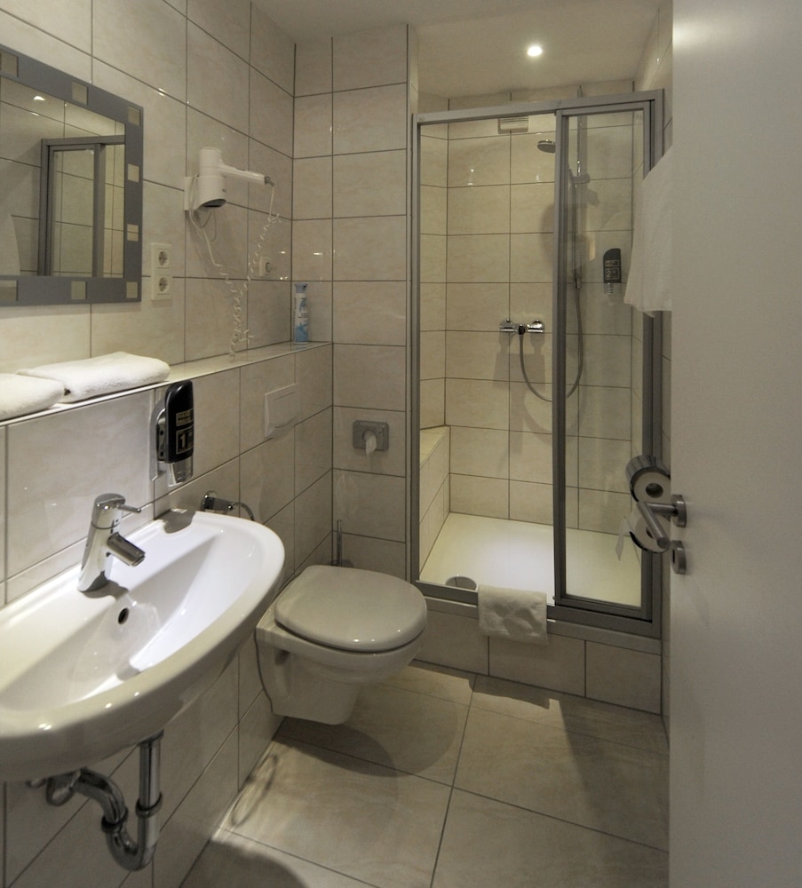 Fair Hotel Villa Diana Westend 10/65