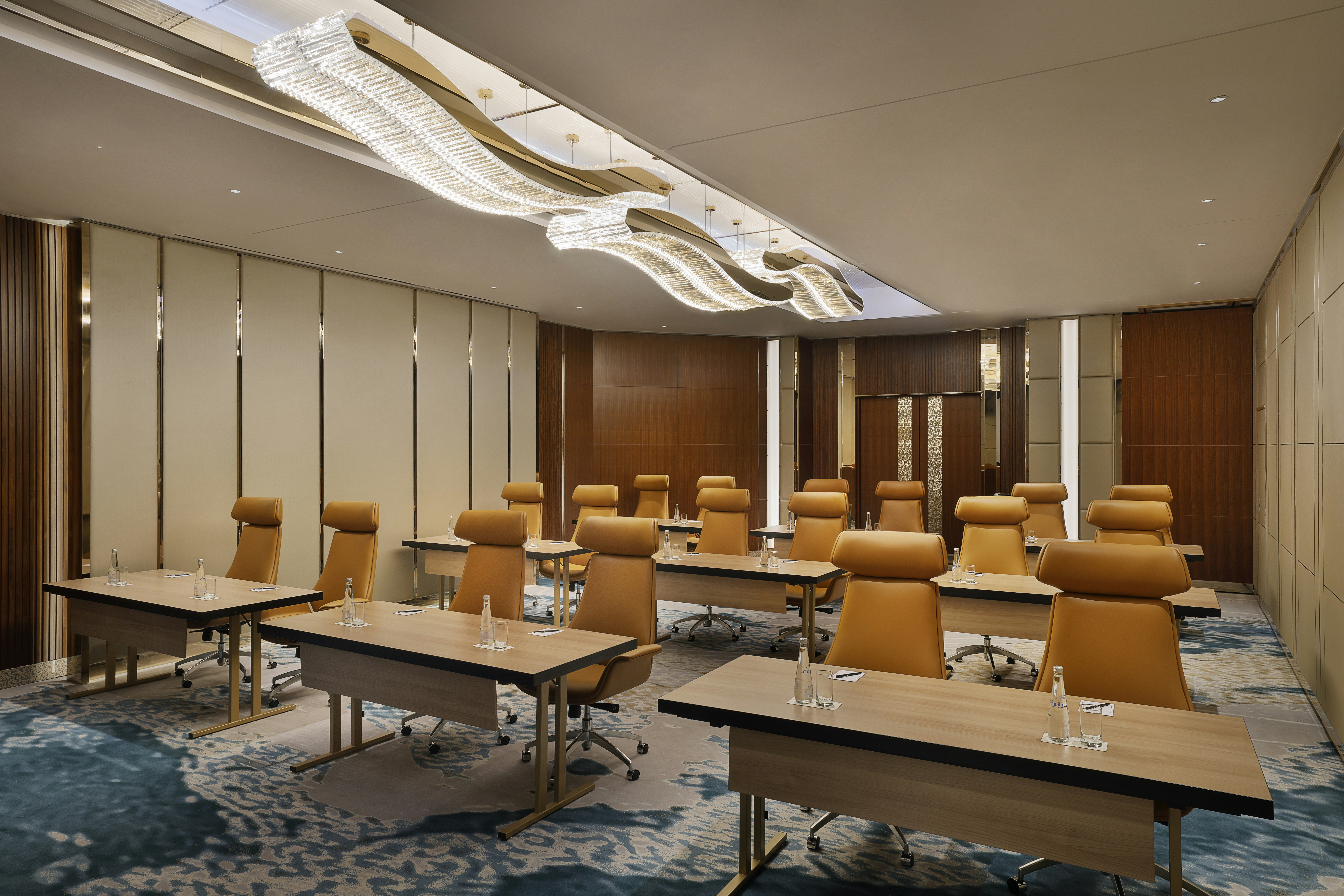 Hilton Dubai Jumeirah 40/84