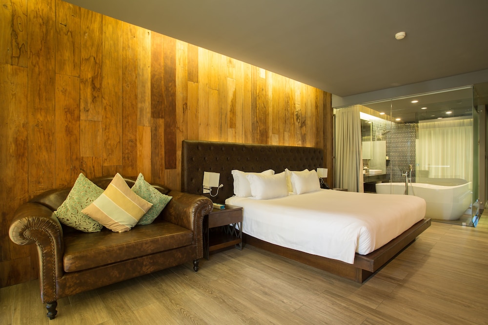 Horizon, King Bed, Sea View