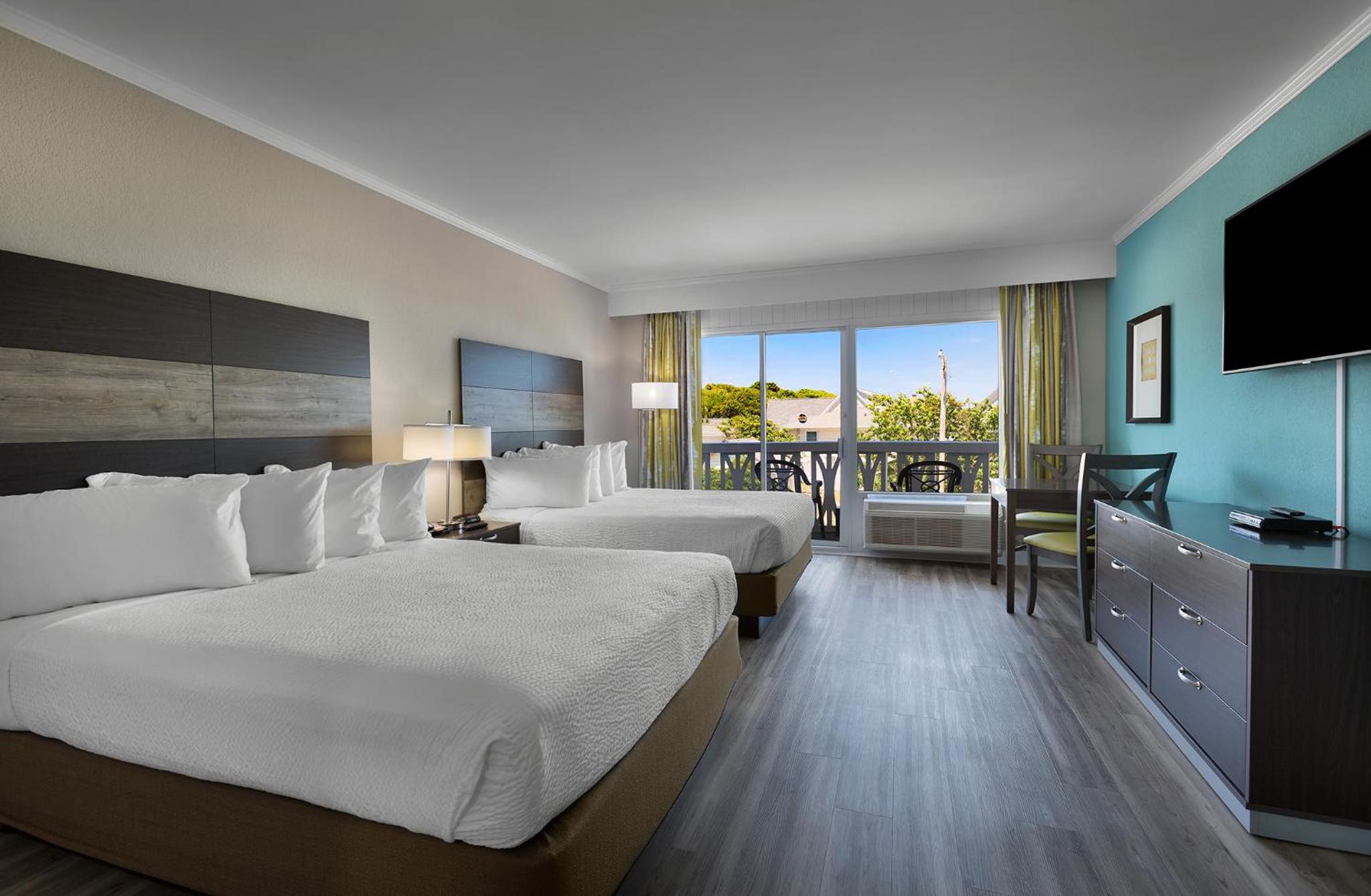 Room, 2 Queen Beds, Ocean View, Jaaican Building