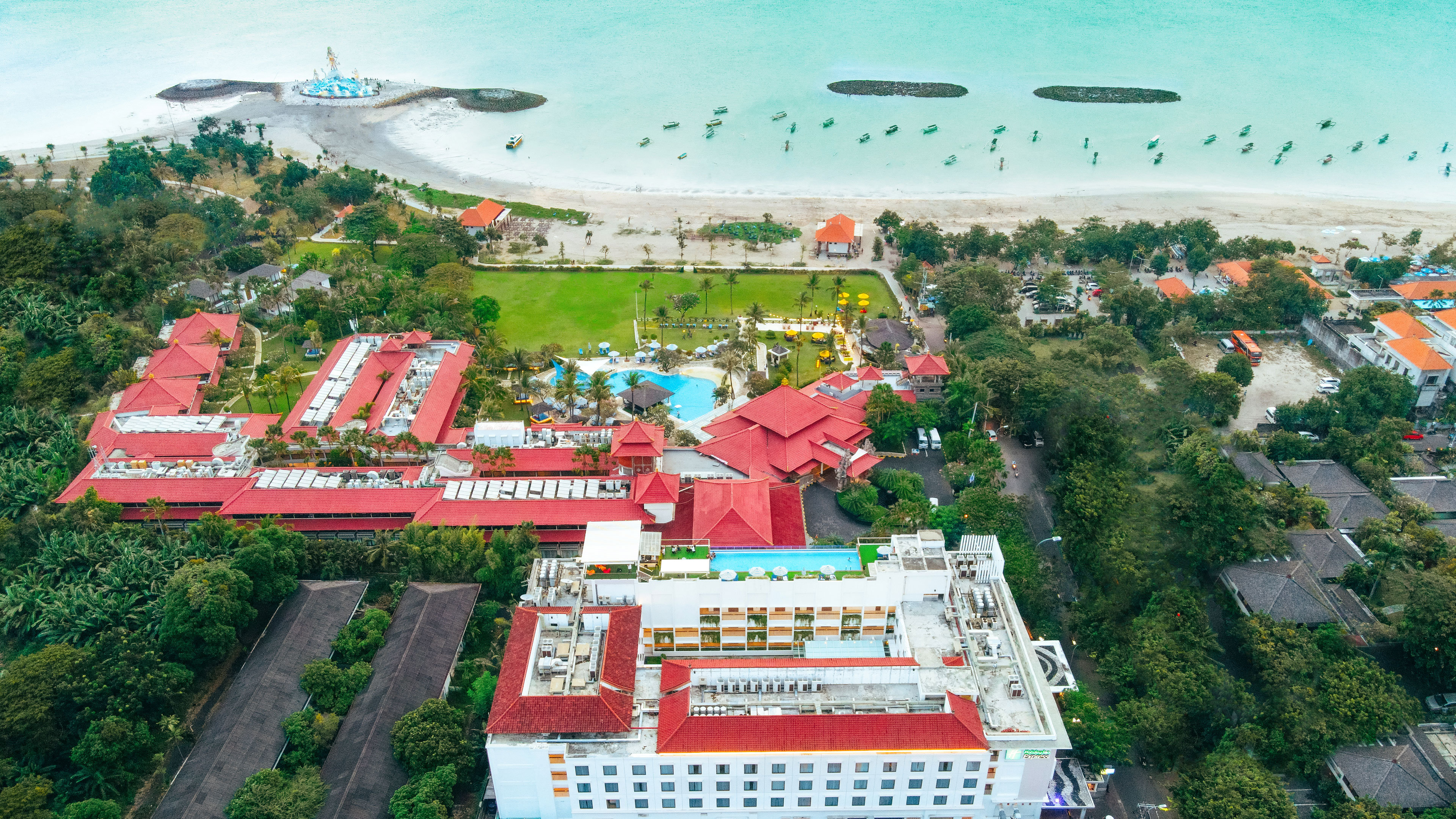 HOLIDAY INN RESORT BARUNA BALI 4/78