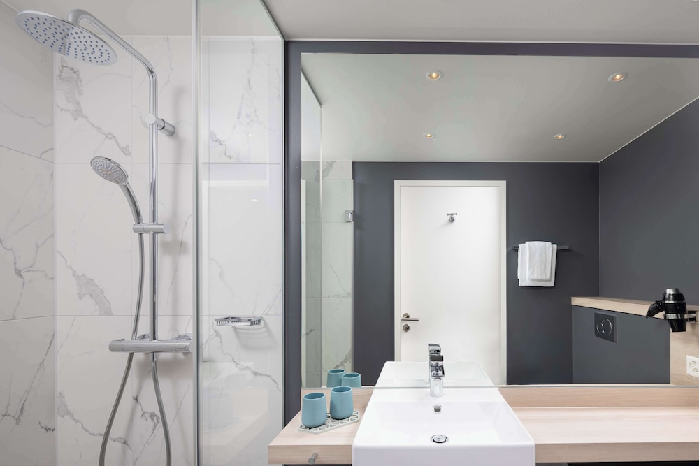 Radisson Hotel & Suites Zurich 49/50