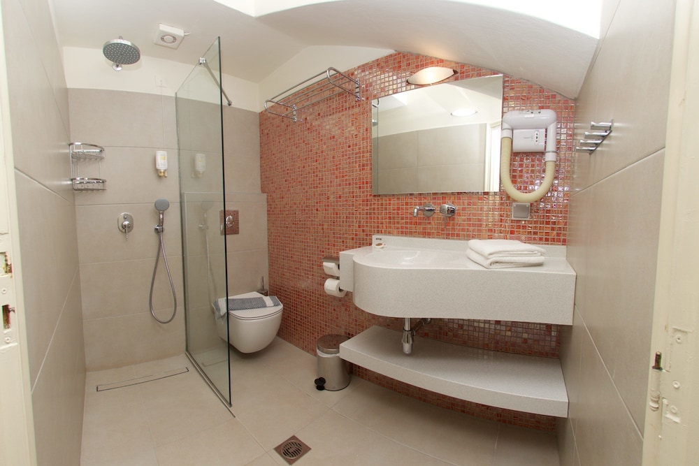 Dafnoudi Hotel Apartments 43/44