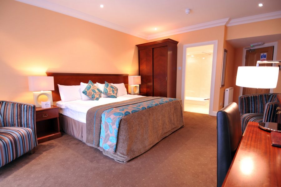 EXECUTIVE, DOUBLE BED