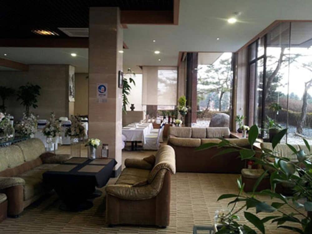 Hotel The Base 14/17