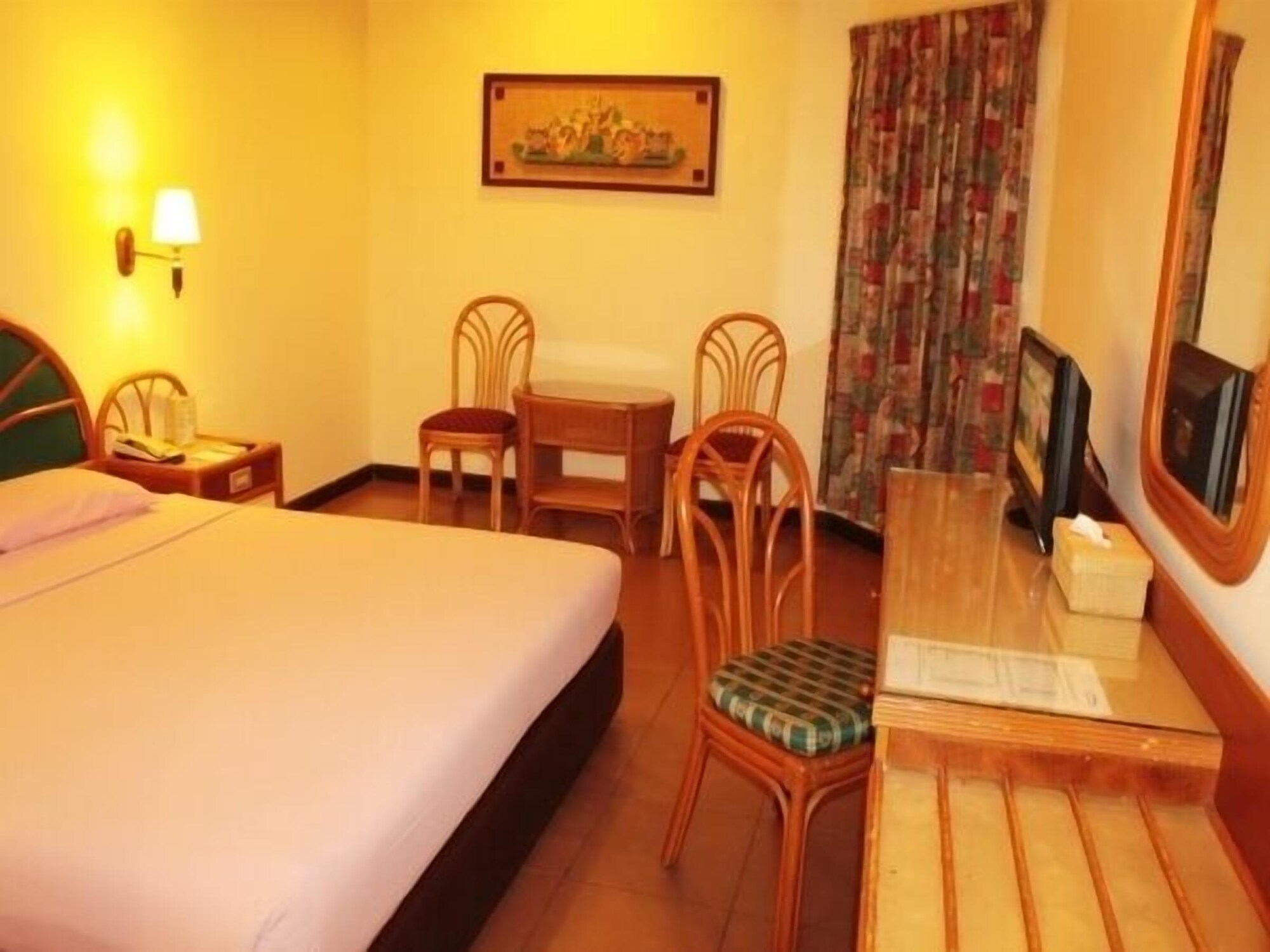 STANDARD, TWIN BEDS