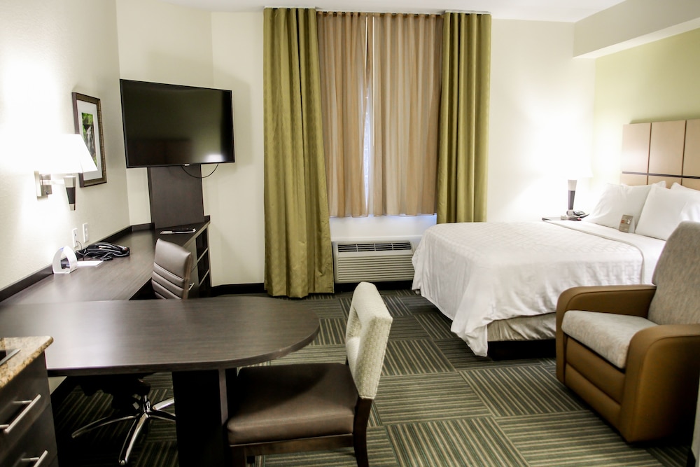Candlewood Suites Richmond North Glen Allen 16/56