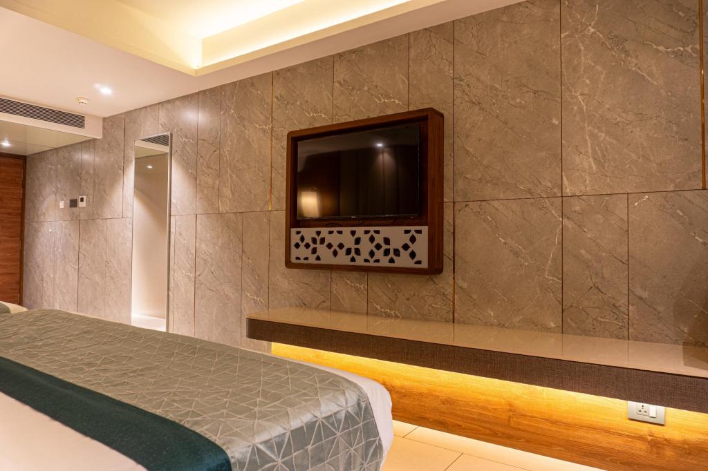 HOTEL MIRAMAR 15/26
