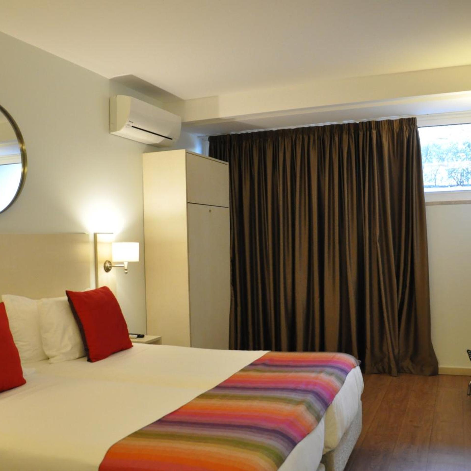 Economy, Twin Beds, No Balcony