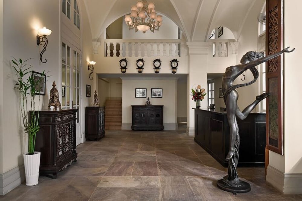 Lobby at Palace Gate Hotel Residence, PHNOM PENH