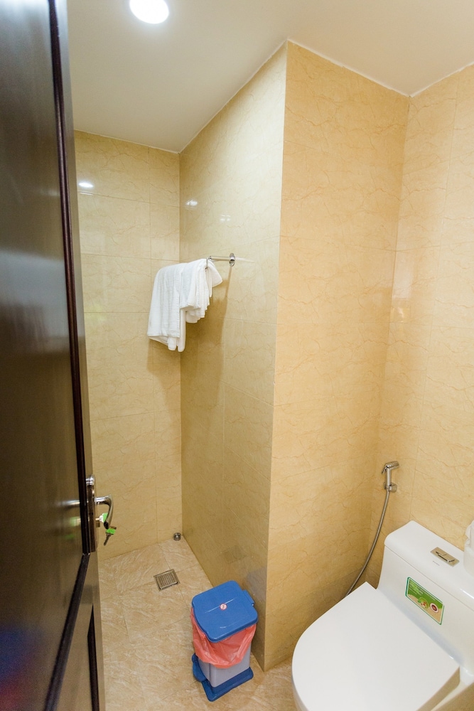 Manchester Hotel & Apartment 25/41
