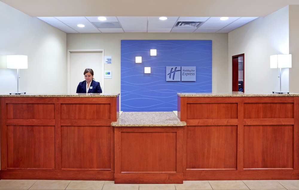 Holiday Inn Express Hotel and Suites Chehalis-Centralia 6/67