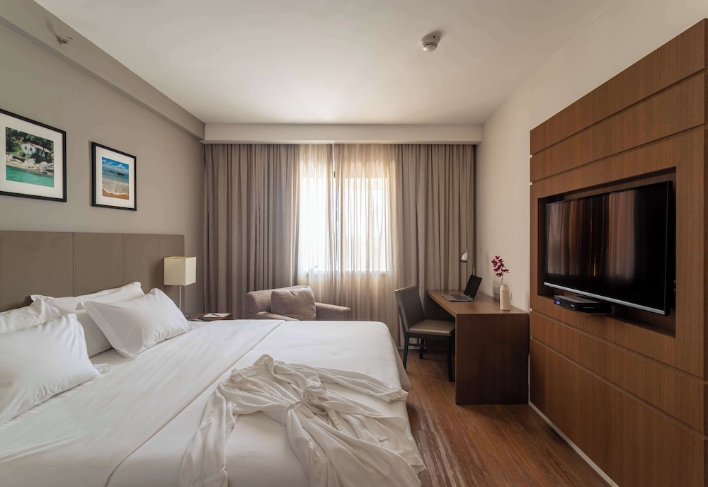 Golden Tulip Sao Jose Dos Campos 8/50