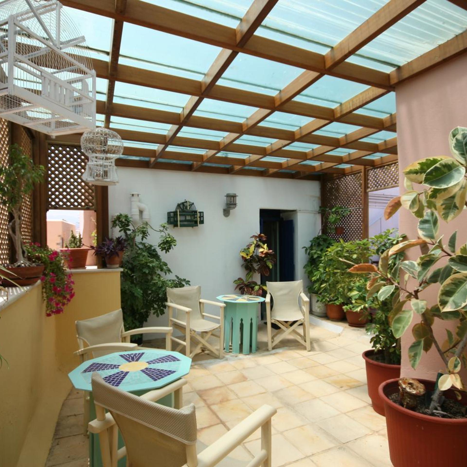 Nostos Hotel 67/81