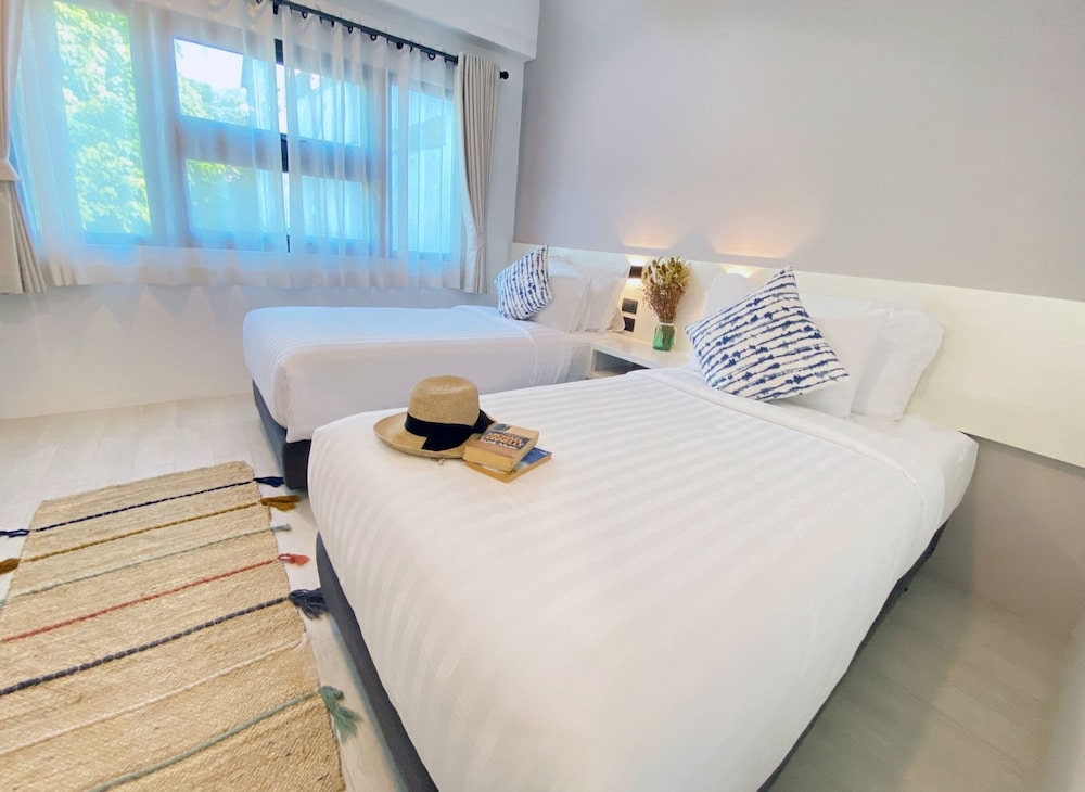 Blue Tao Beach Hotel 14/59