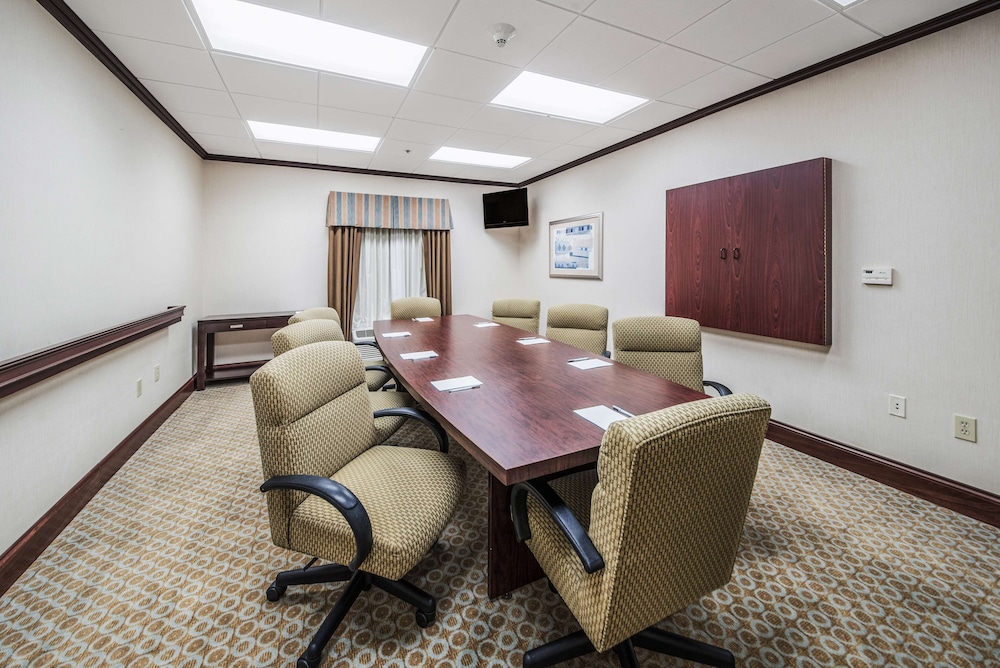 Hampton Inn Greenfield 30/36