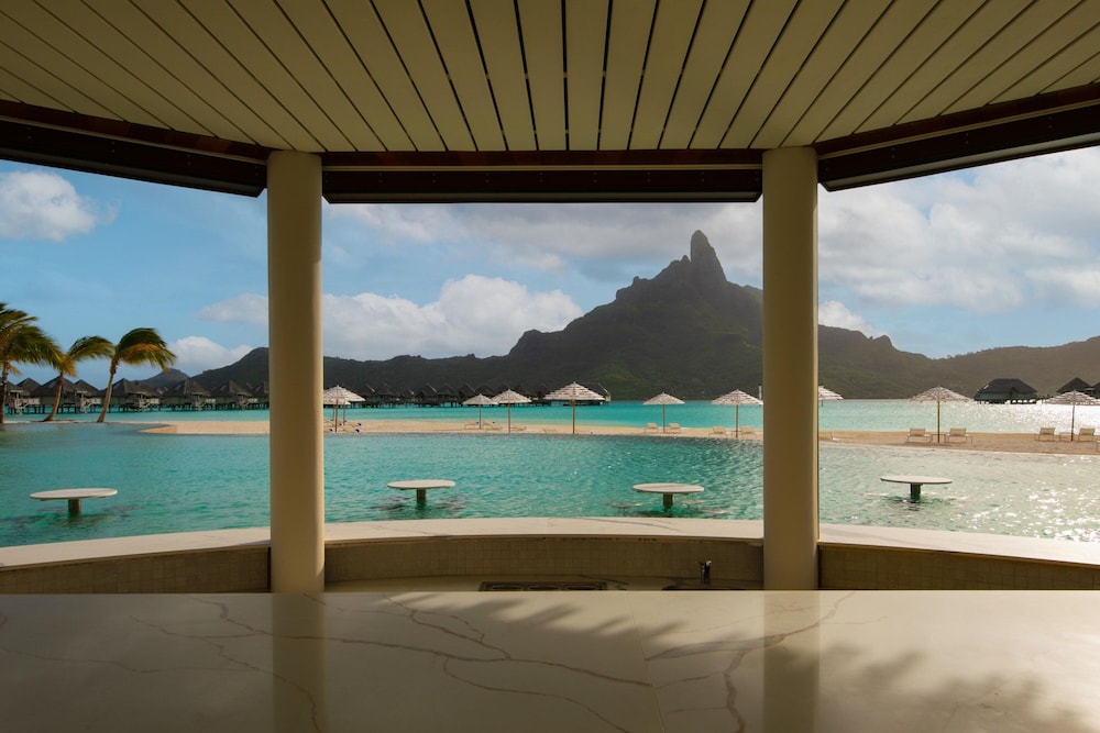 Westin Bora Bora 23/50