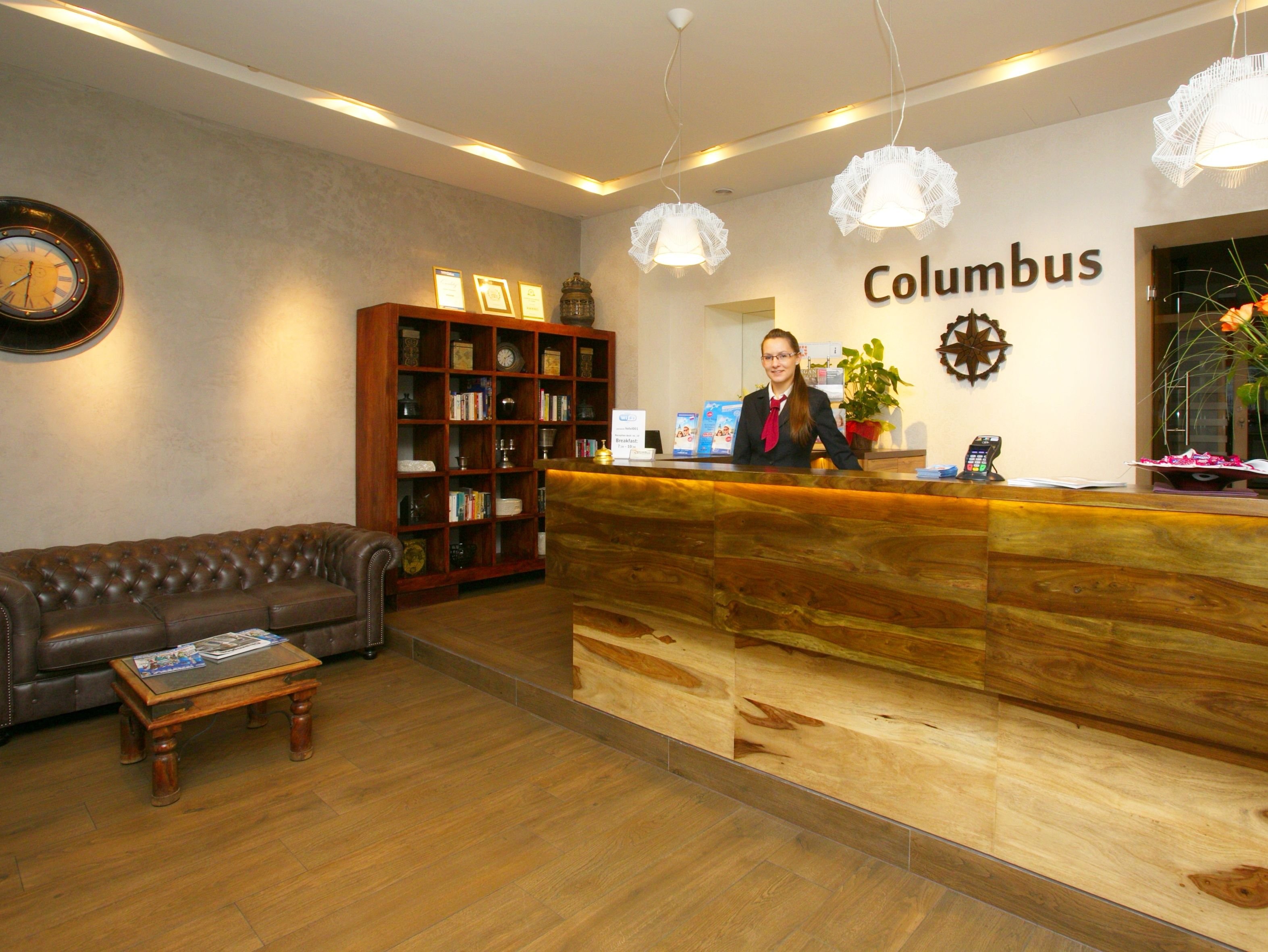 Columbus Hotel 5/50