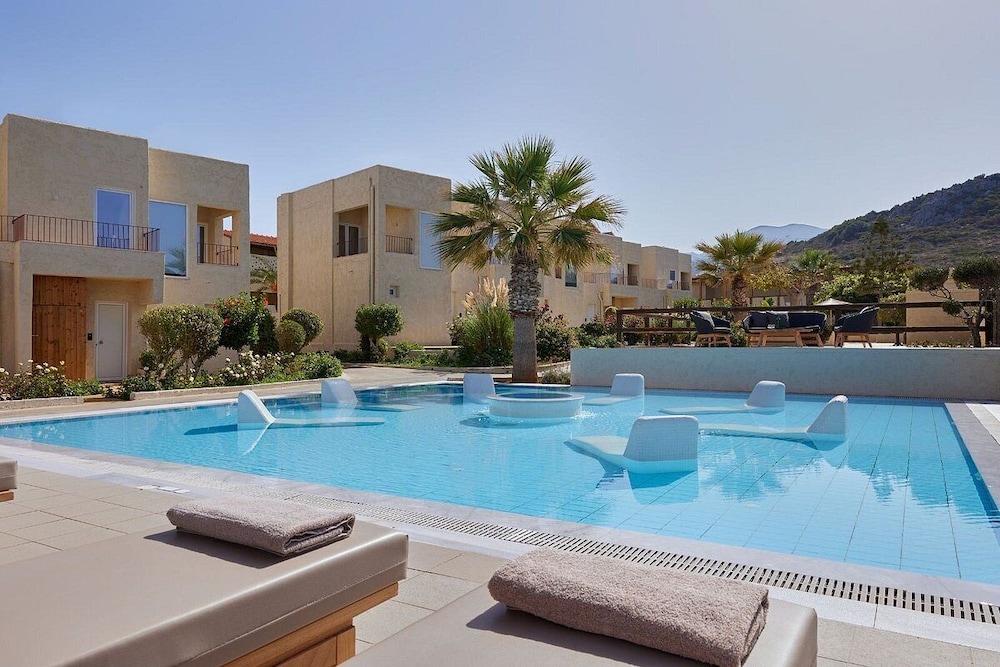 Vasia Sea Retreat - Adults Only 32/36