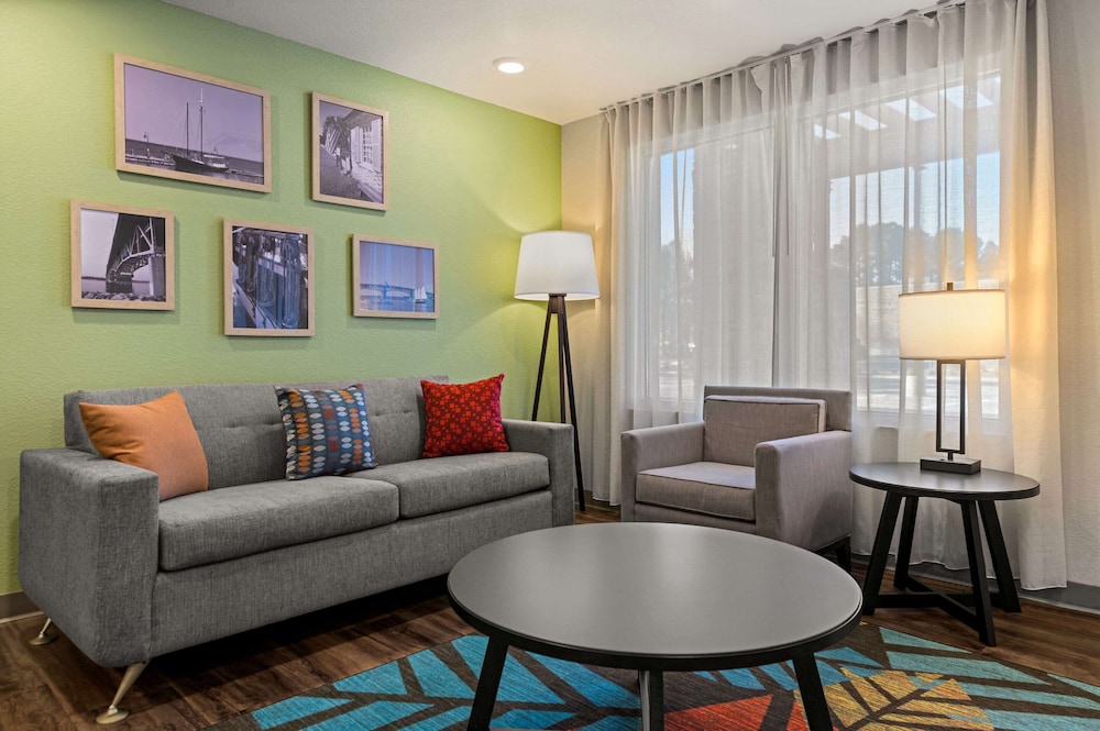 Woodspring Suites Yorktown Newport News 12/23