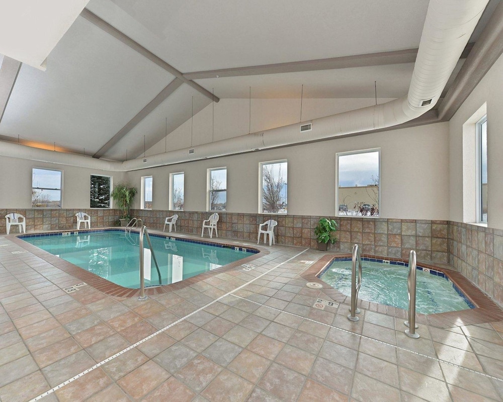 Comfort Inn and Suites Riverton 22/46