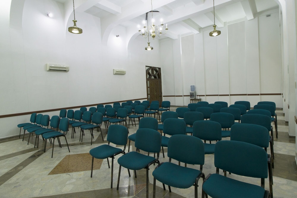 Gran Hotel Pereira 62/67
