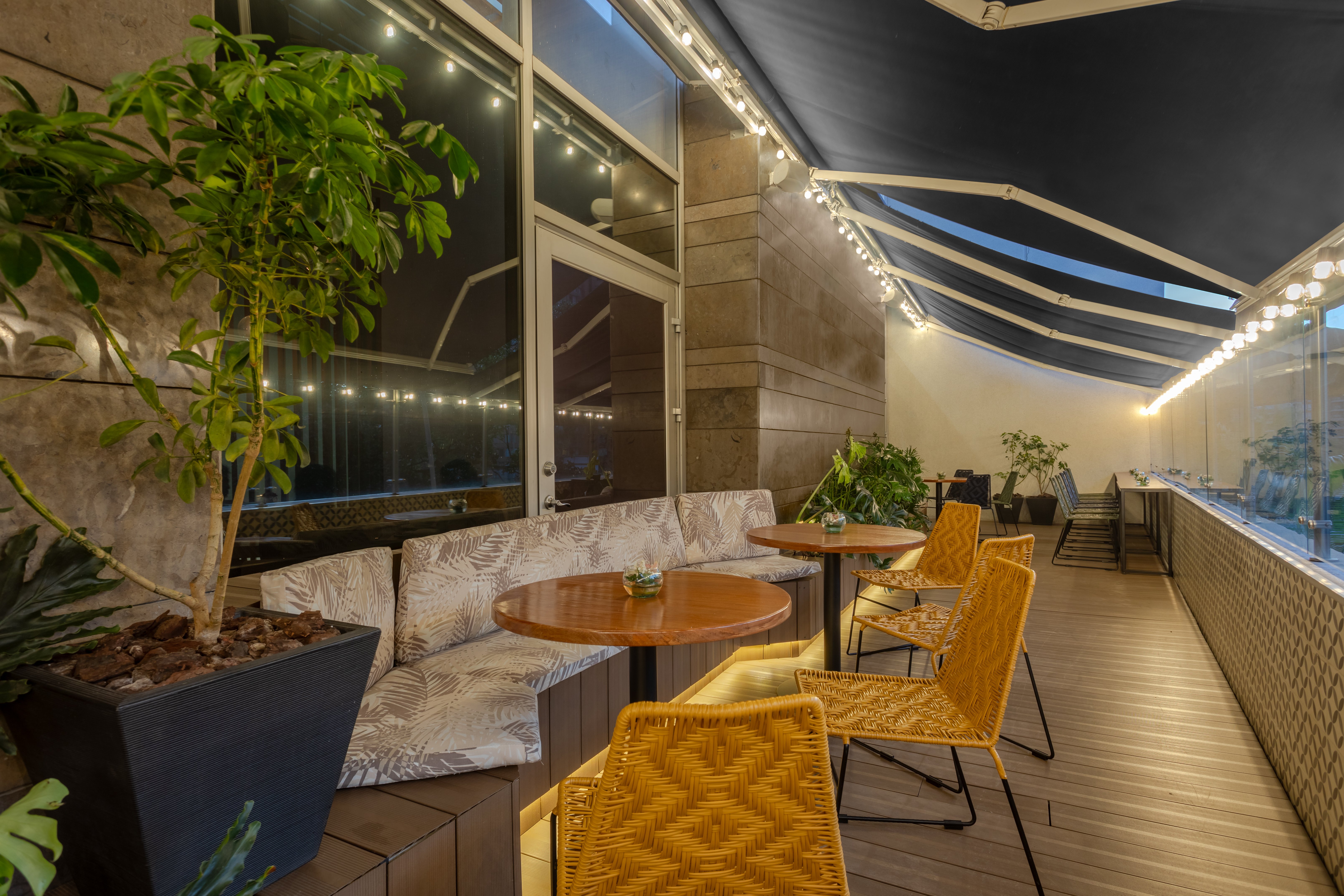 Holiday Inn Bogota Airport 43/75
