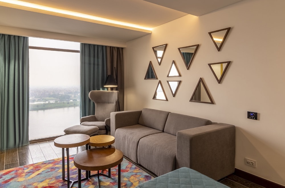 Holiday Inn & Suites - Cairo Maadi, an IHG Hotel 38/59