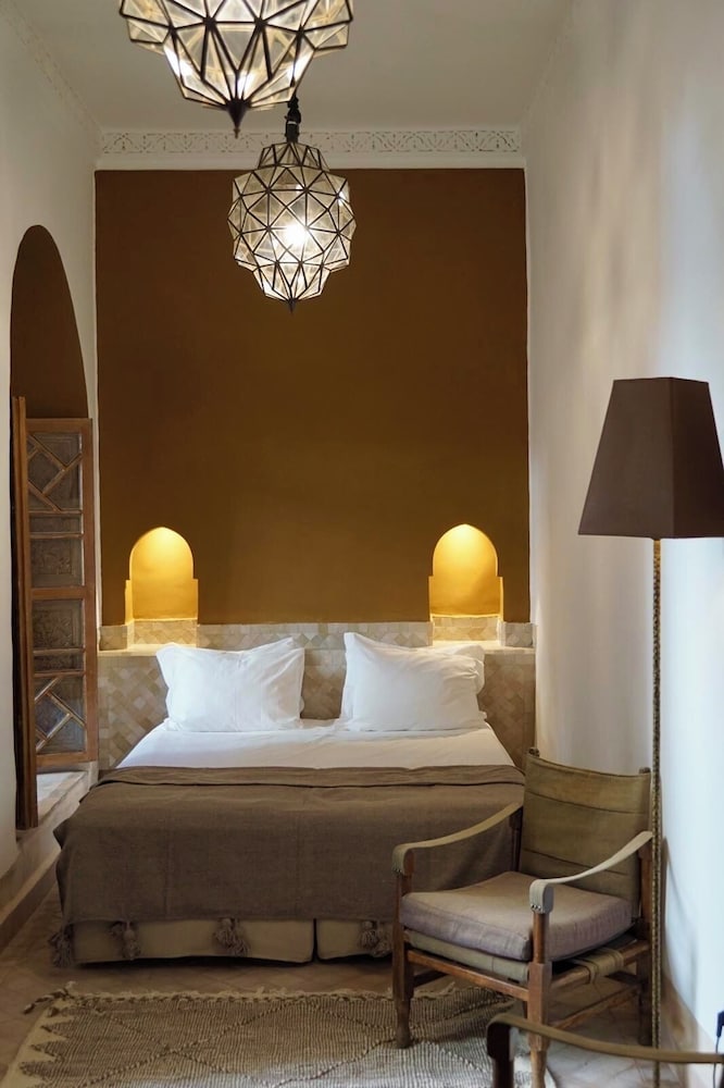 RIAD TZARRA 12/49