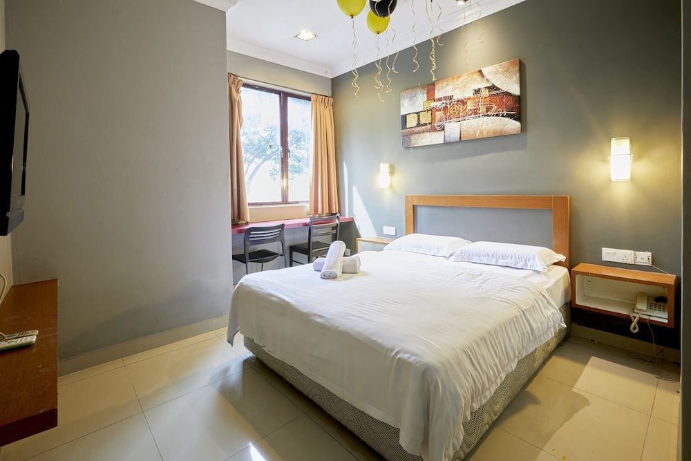 D New 1 Hotel 18/38