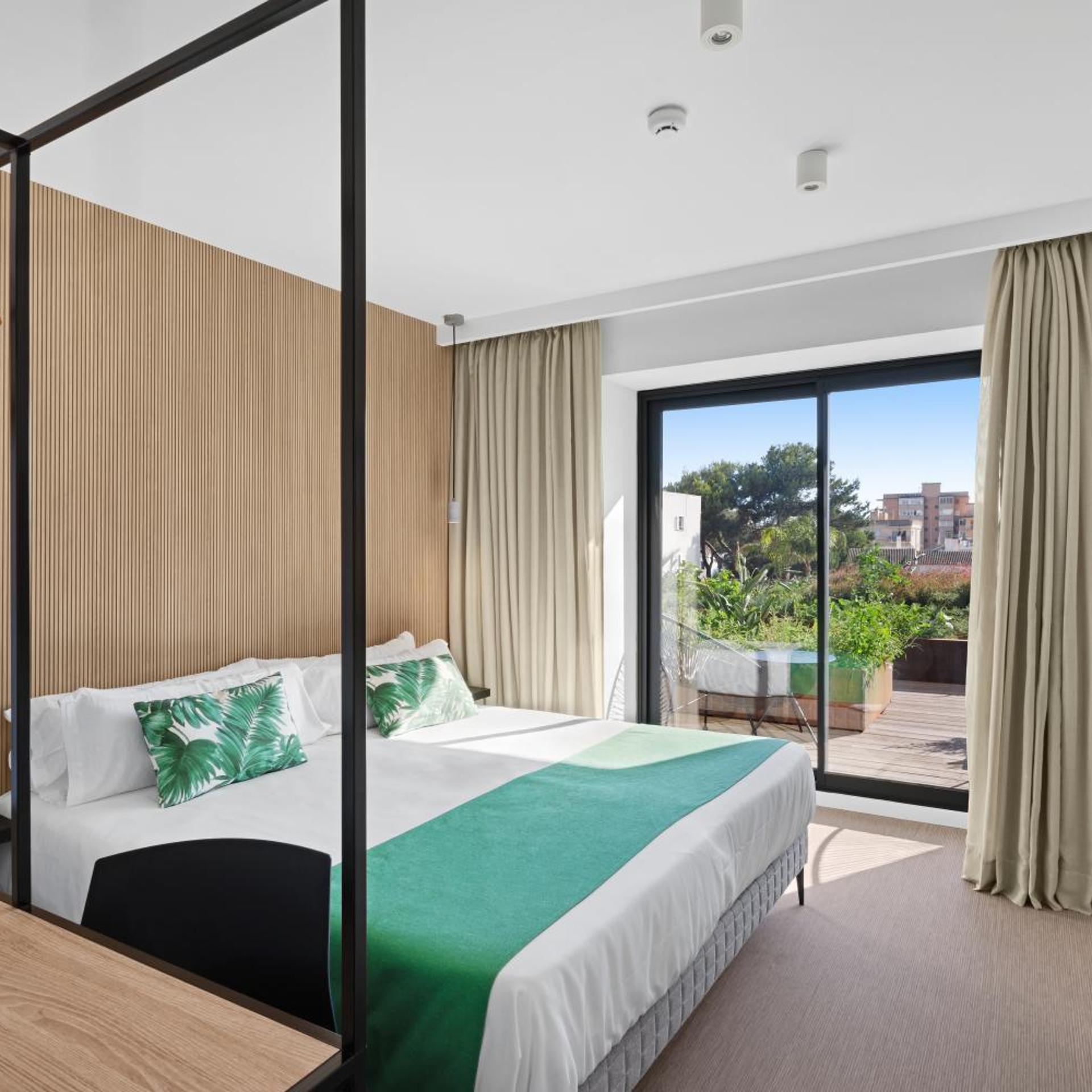 Premium, Superior, Double or Twin Bed